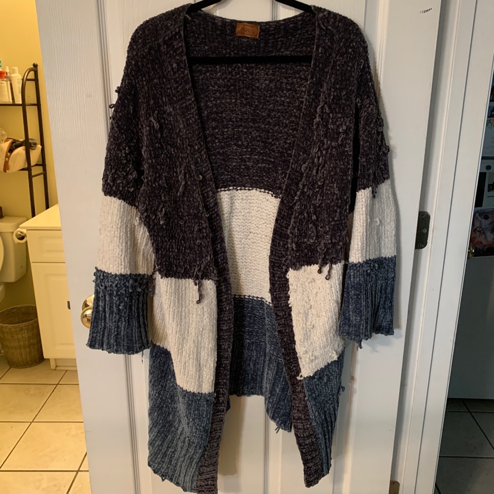 Sweater/cardigan